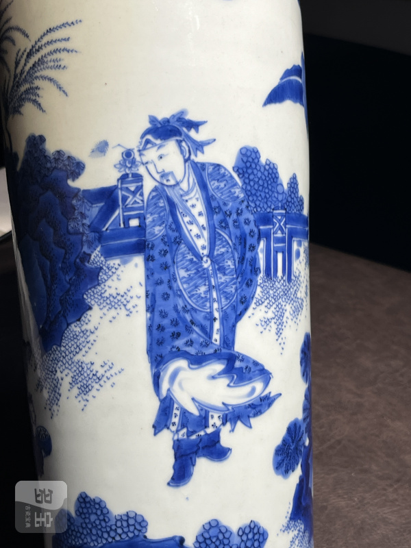 明崇祯 青花“张仙送子”人物故事图筒瓶 - 图13